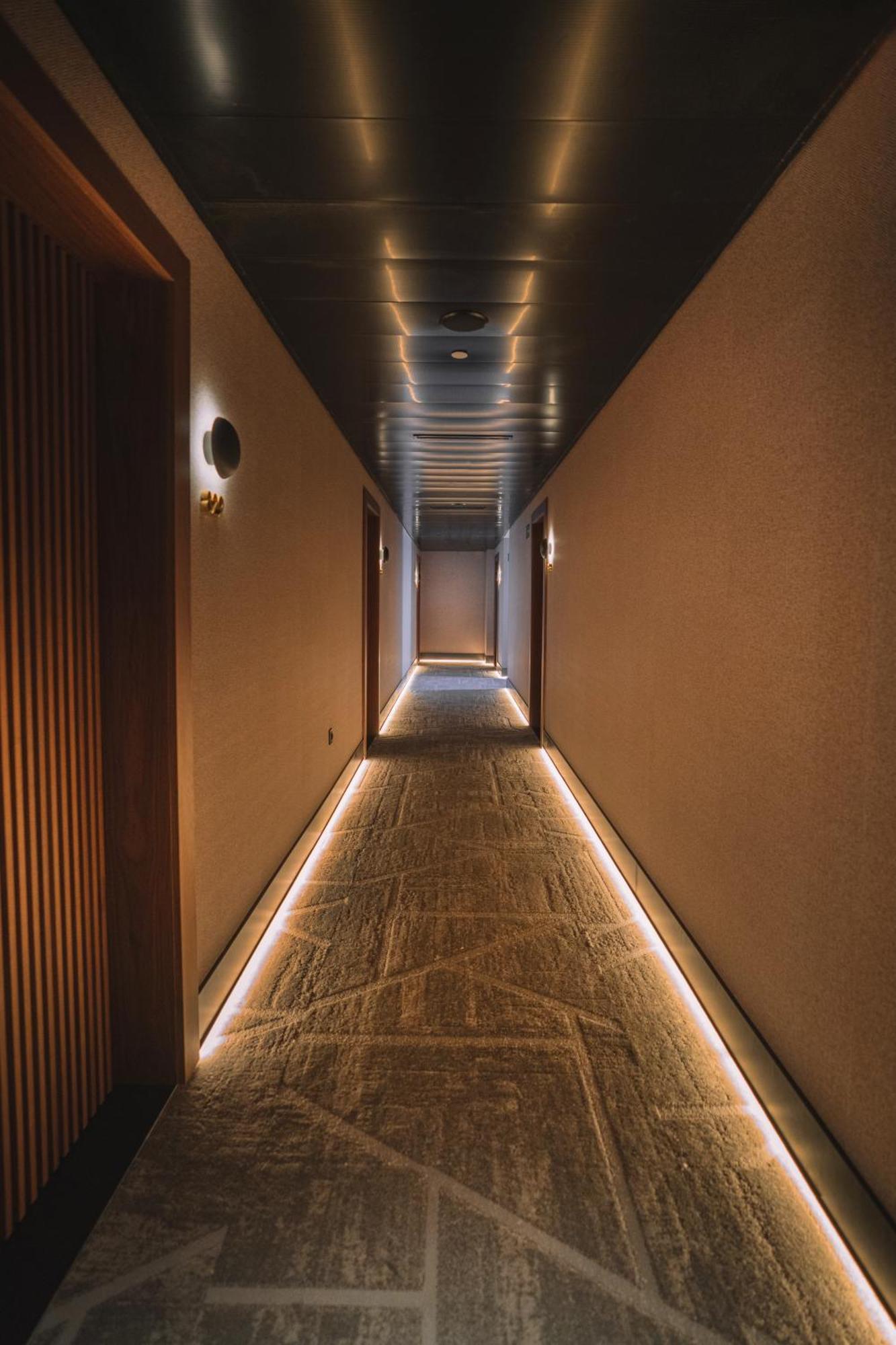 Hotel Pinar Plaza Madrid Exteriör bild
